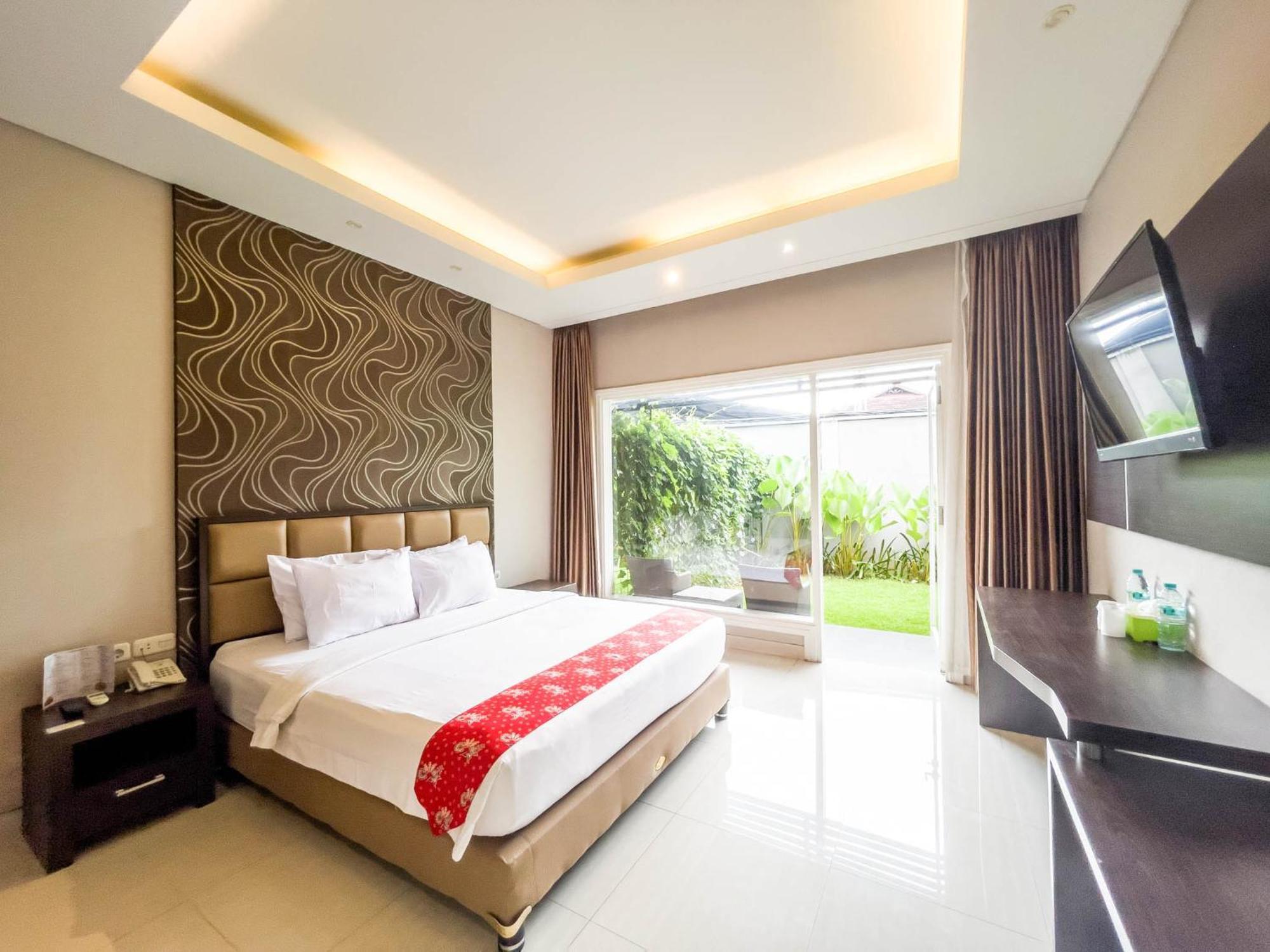 New Surya Hotel Banyuwangi  Extérieur photo