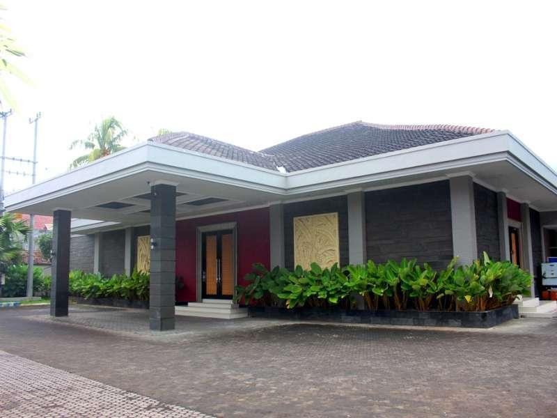 New Surya Hotel Banyuwangi  Extérieur photo